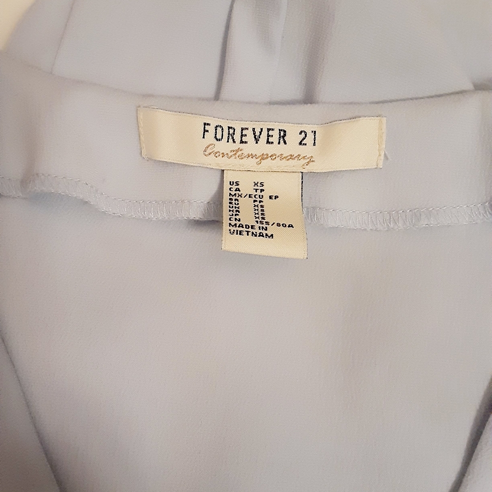 Forever 21 Contemporary Baby Blue Blouse Top Tank - Picture 3 of 4